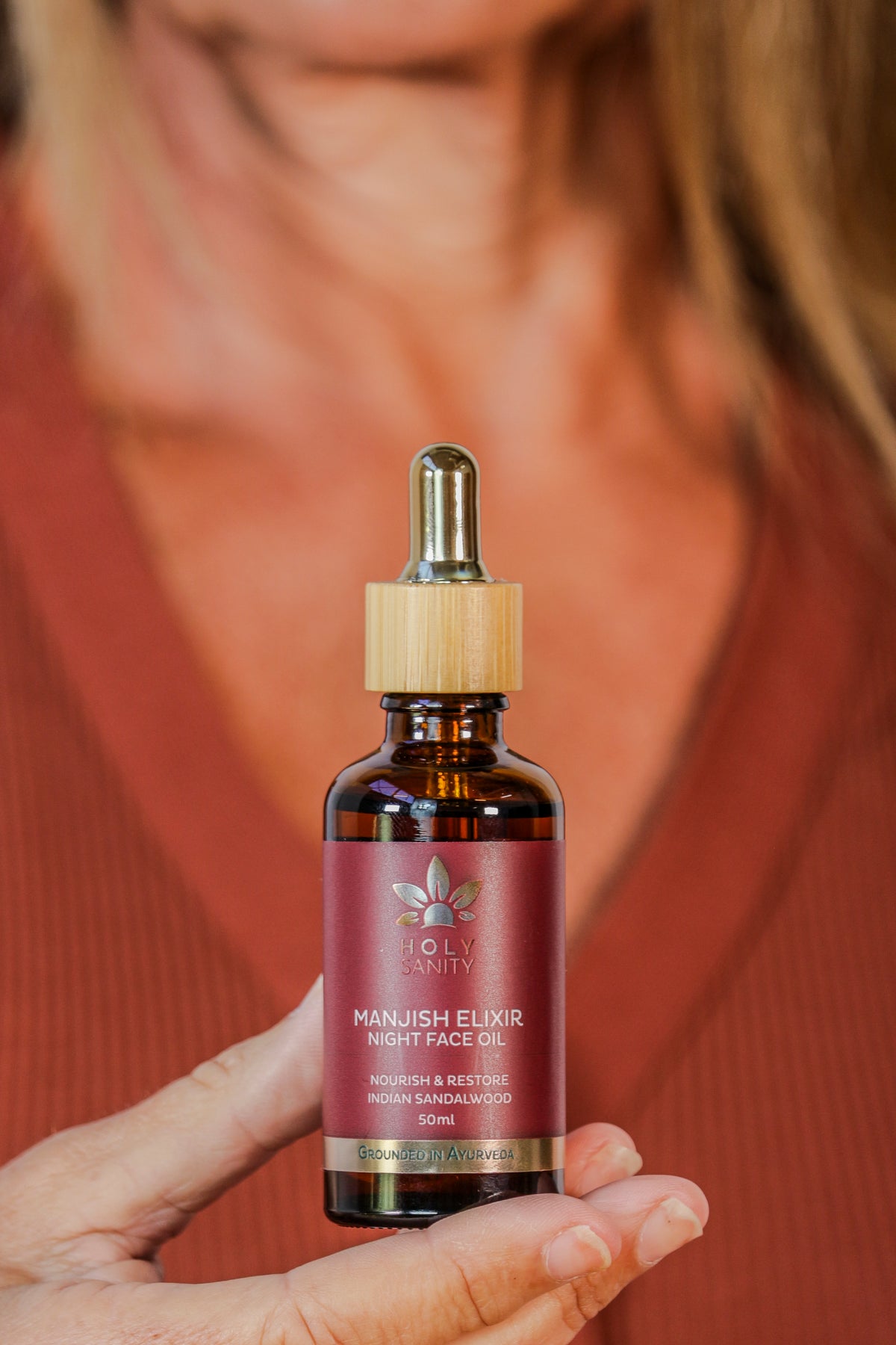 Manjish Elixir Night Face Oil