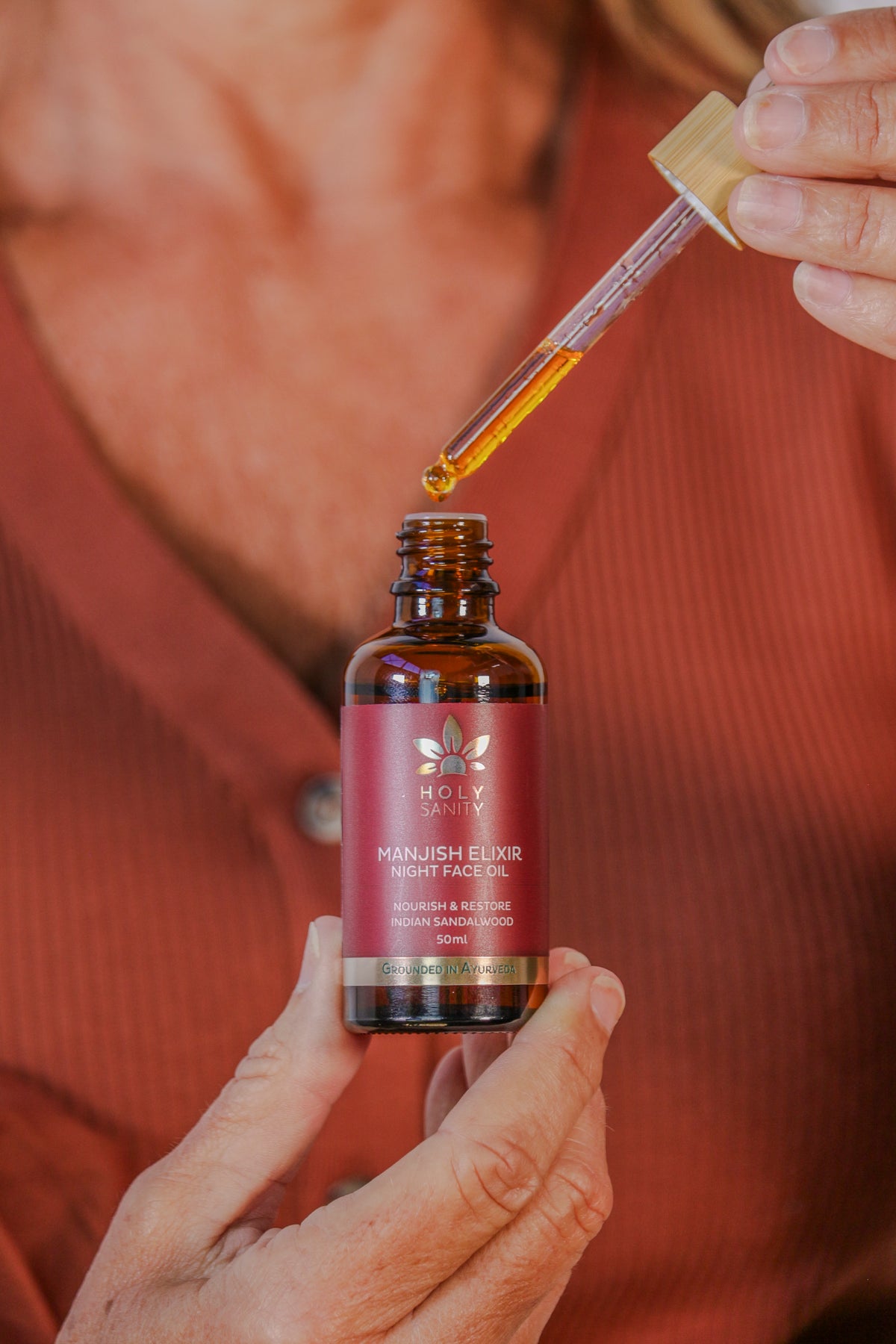 Manjish Elixir Night Face Oil